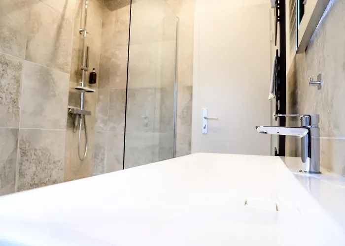 アパート Smart Rubin 107 *